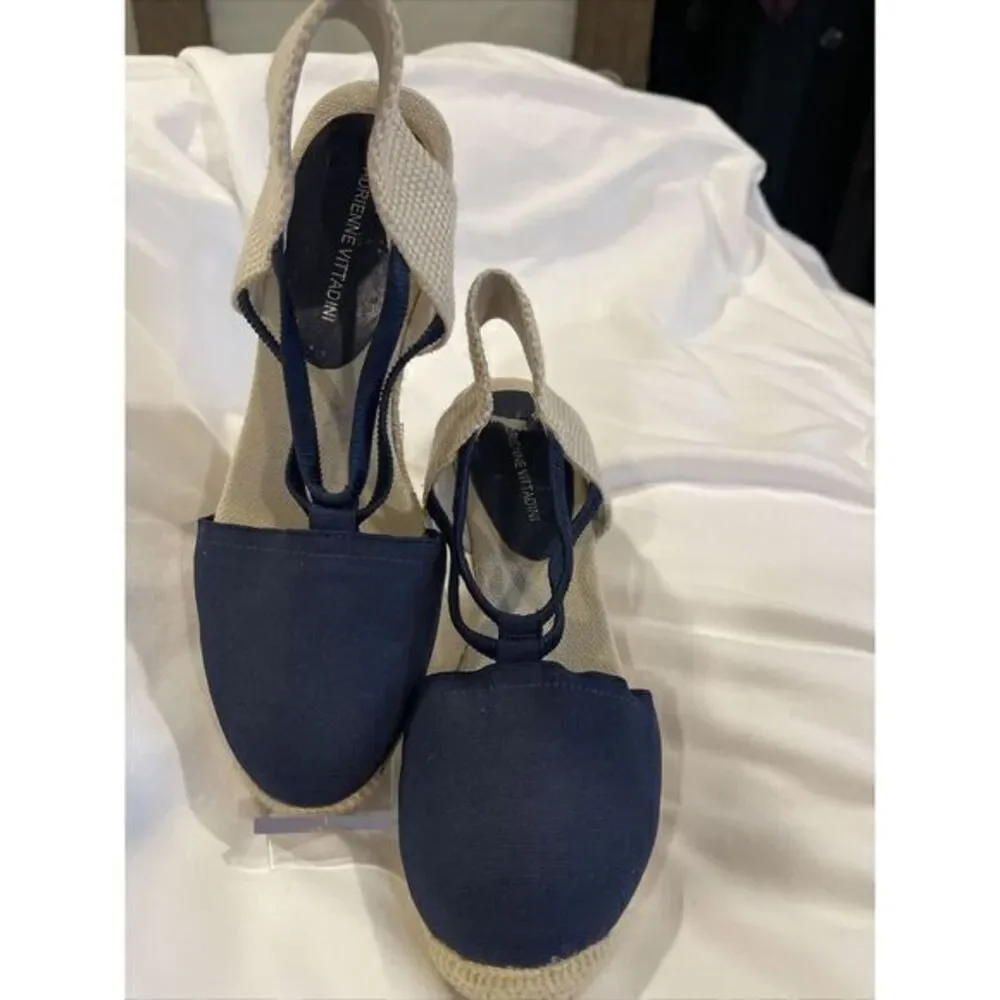 Adrienne Vittadini High Heeled‎ Espadrilles Wedges Navy Blue Stretch 9M
